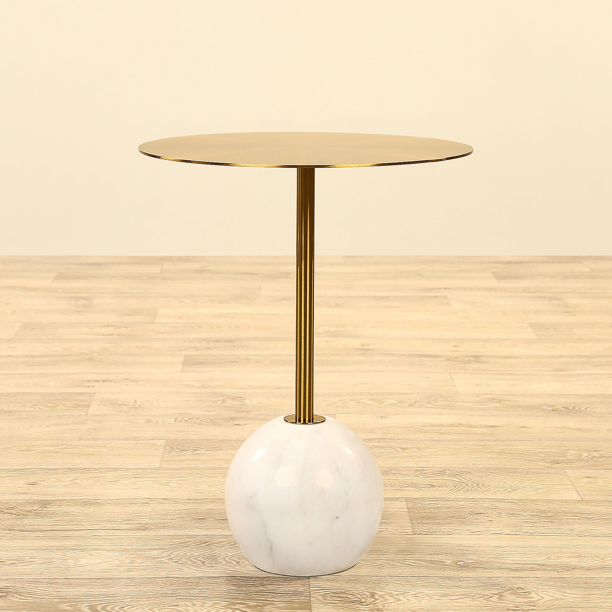 Montecito <br>Side Table - Bloomr