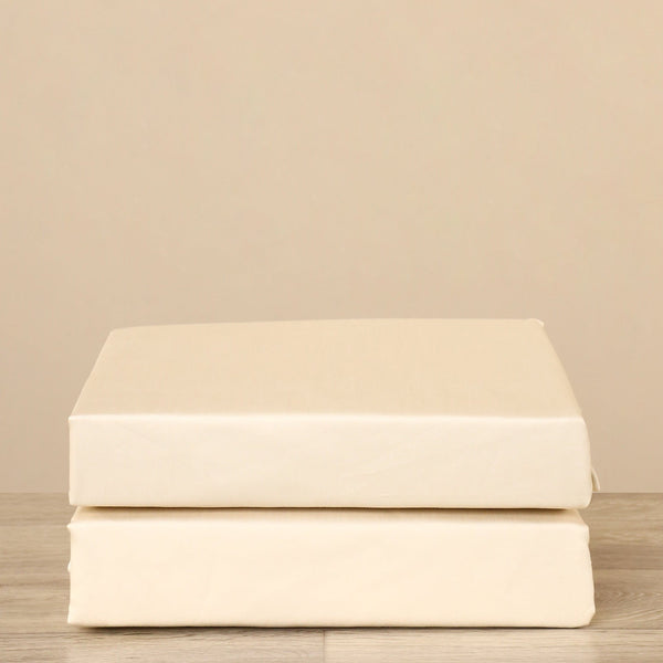 Fitted Sheet <br>The Luxury Hotel Collection <br>100% Egyptian Cotton 700TC