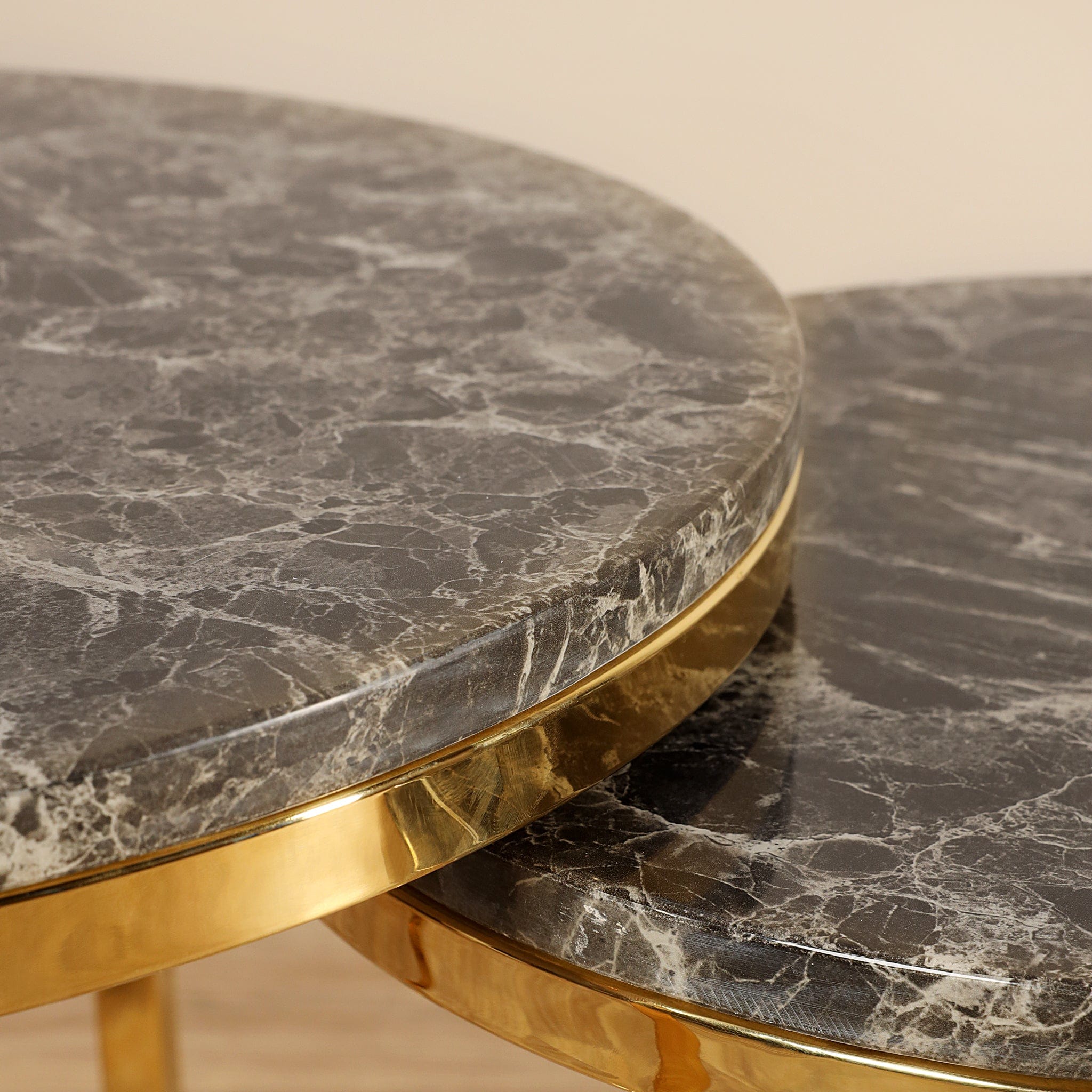 Solon <br> Marble Side Table - Bloomr